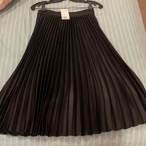 Brand new black skirt from H&M